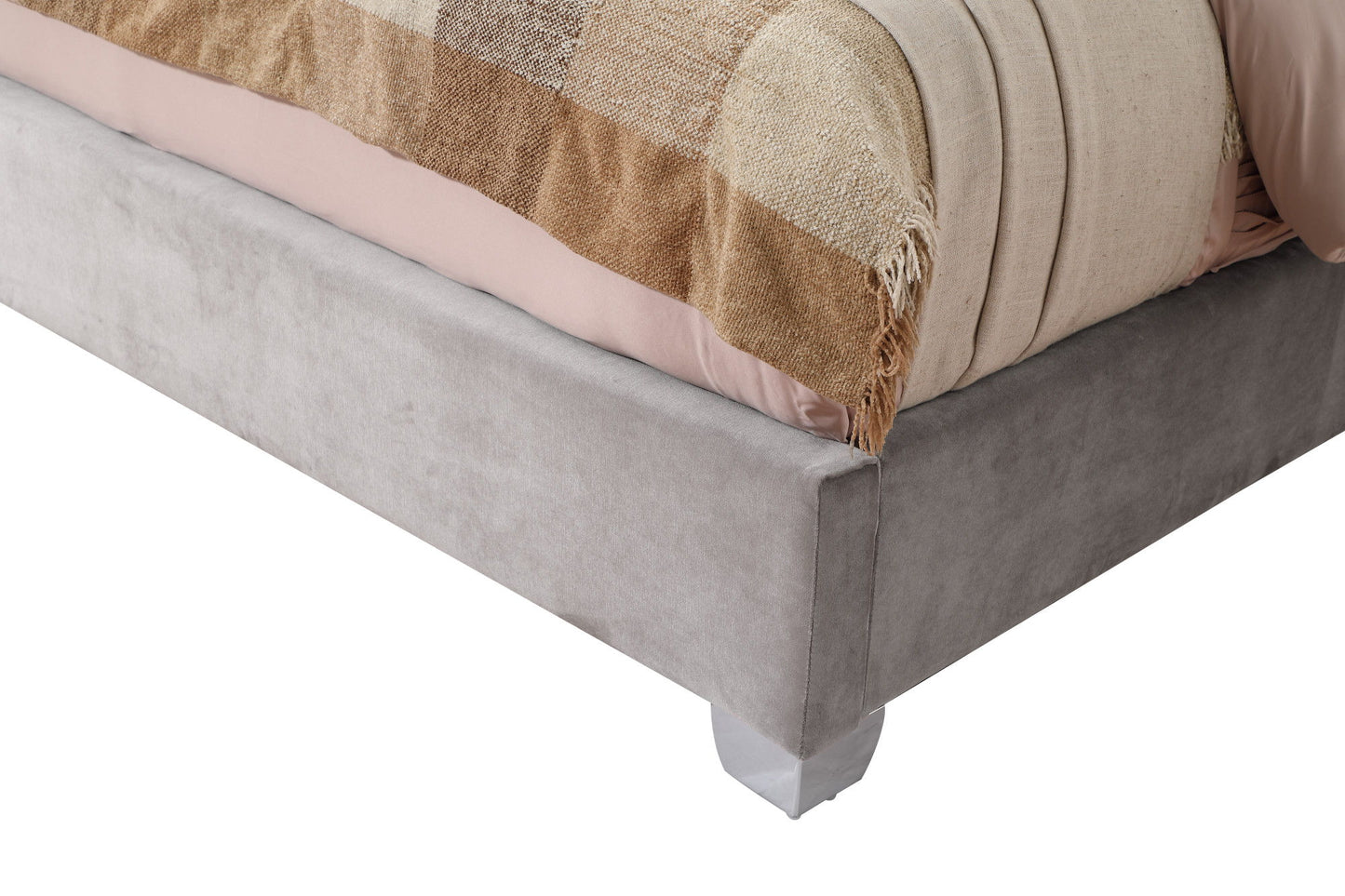 Artet - Upholstered Bed