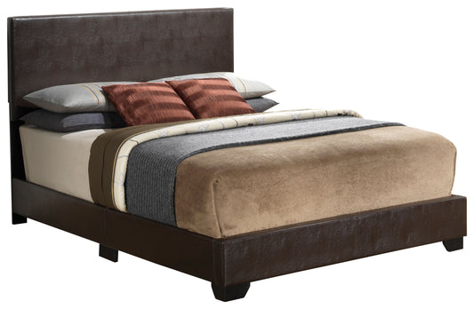 Elegant Platform Bed For Relaxed Spaces