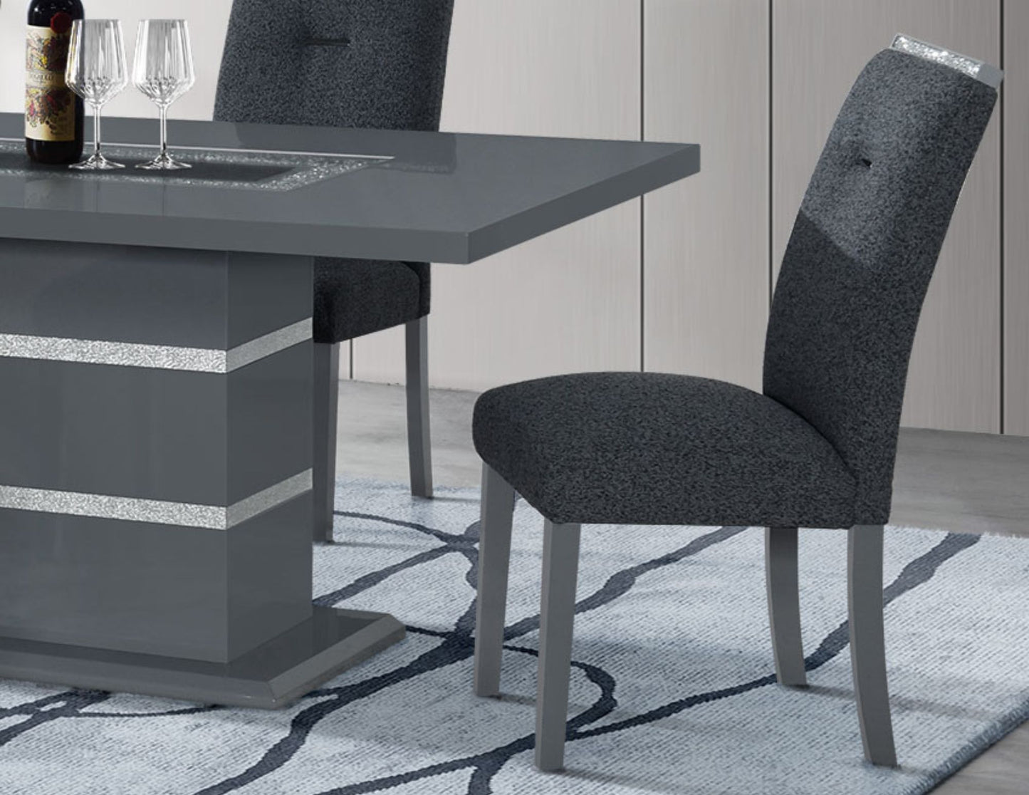 Ariya - Stylish Design Dining Chair