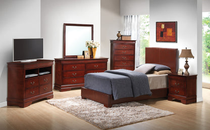 Elegant Platform Bed For Relaxed Spaces