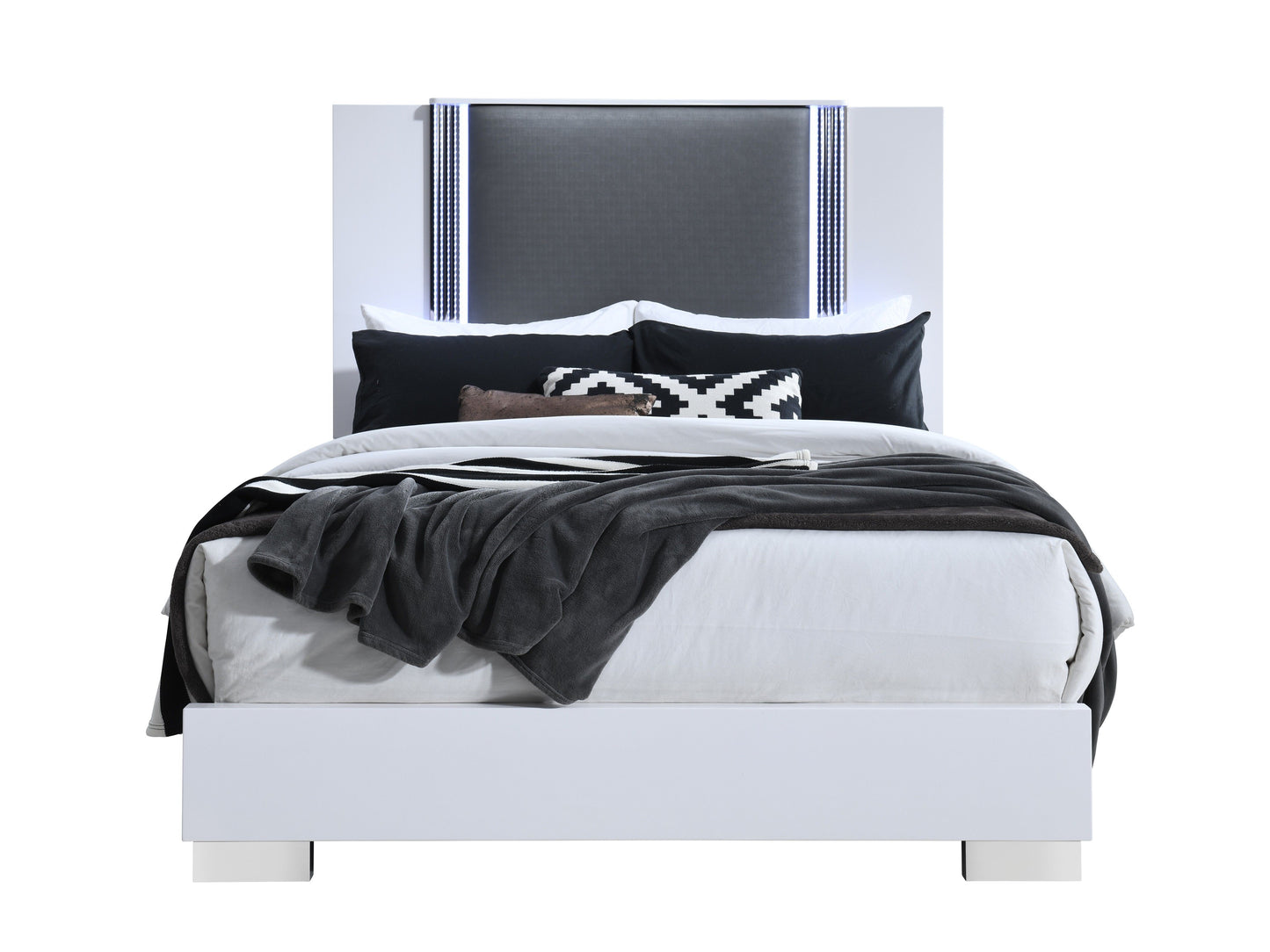 Moon - 5 Pieces Queen Smooth Bedroom Set - White / Gray